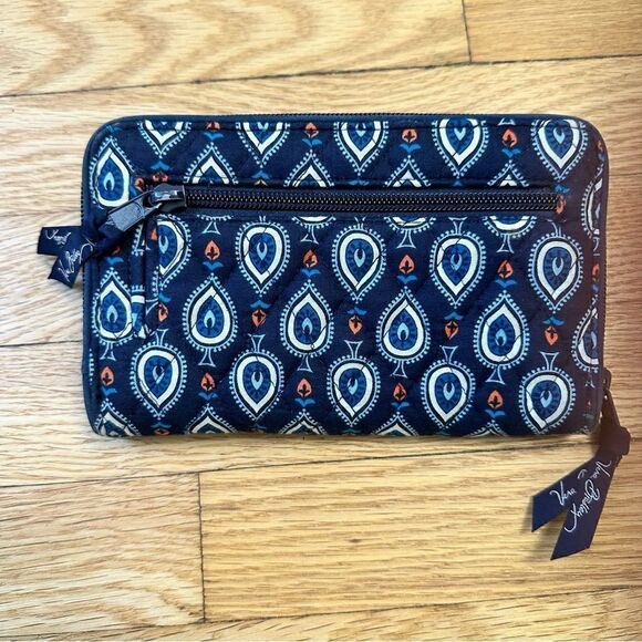 Vera Bradley wallet - Picture 3 of 5